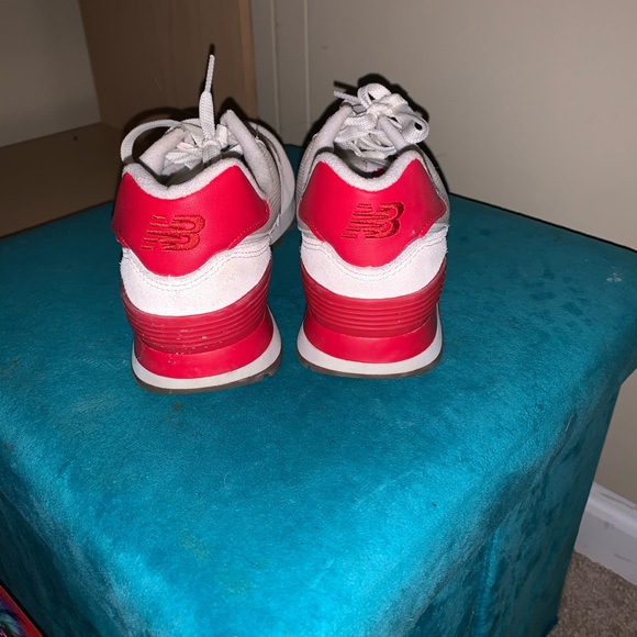 New Balance Tennis Shoes - Picture 4 of 5